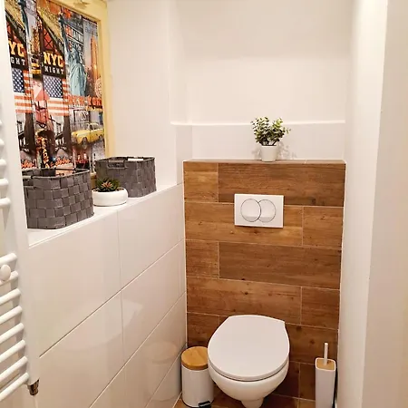 Na Náměstí *